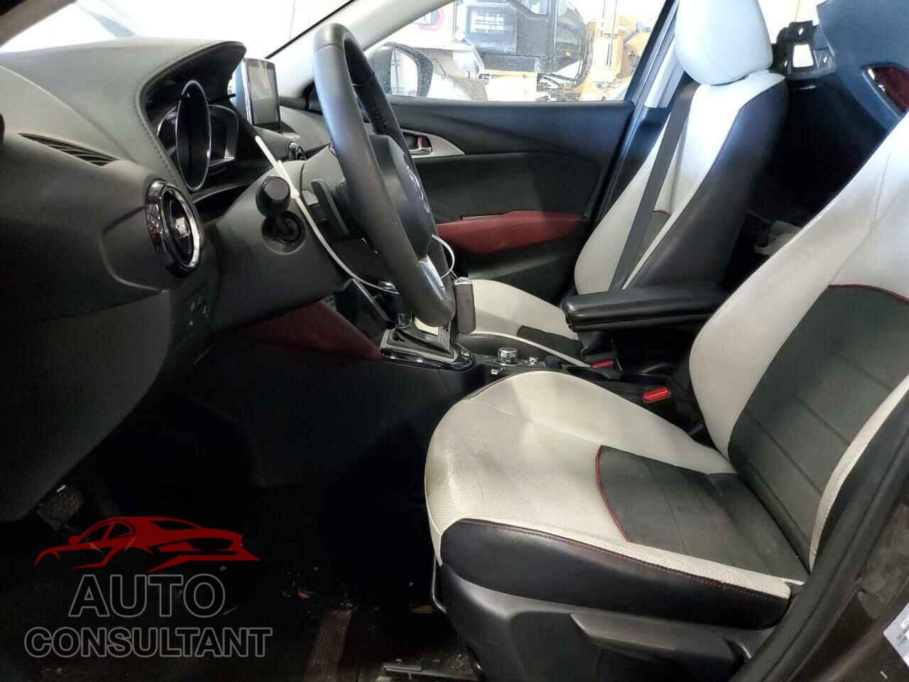 MAZDA CX-3 2017 - JM1DKFD74H0163736