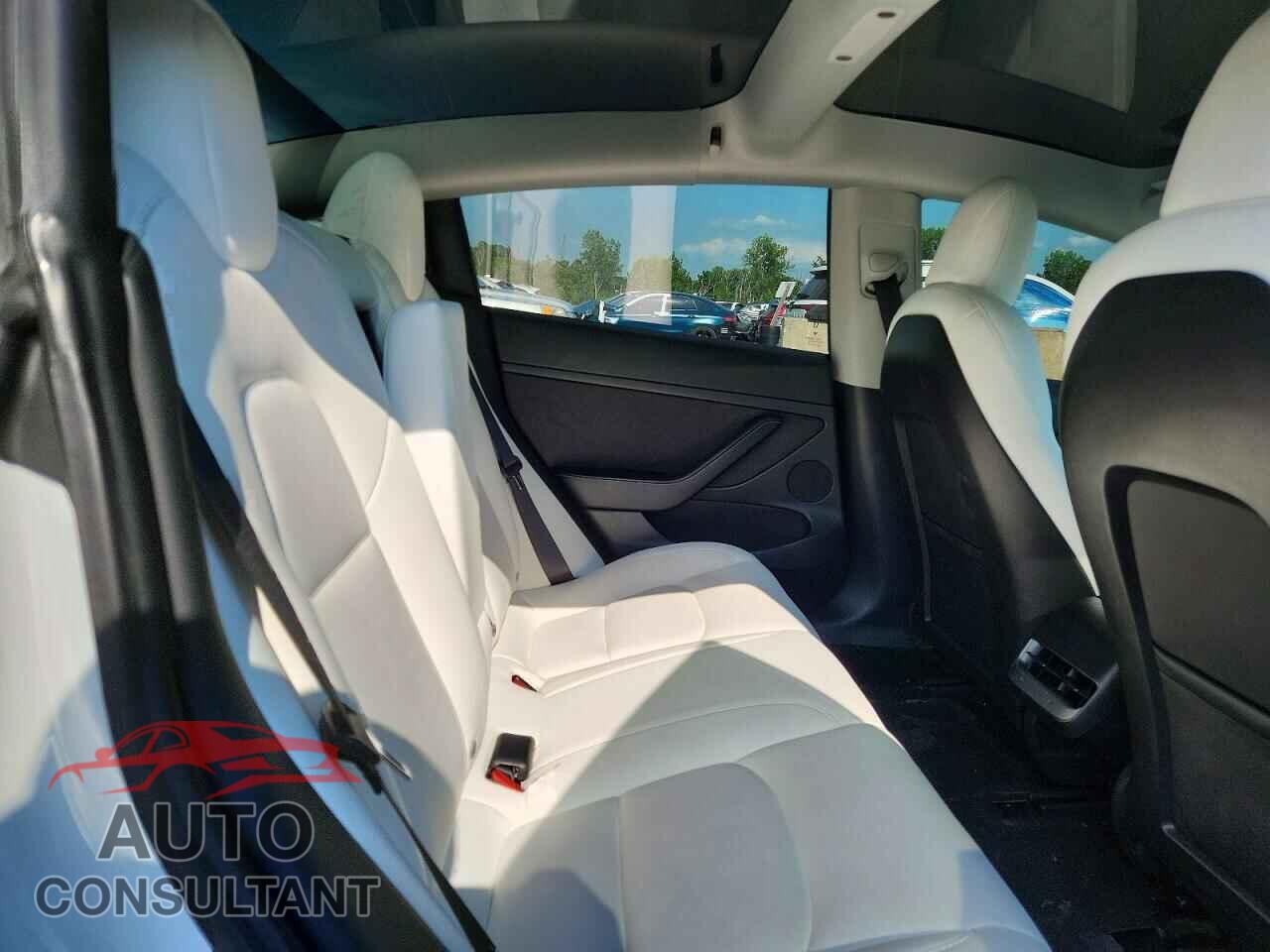 TESLA MODEL 3 2021 - 5YJ3E1EB7MF047435