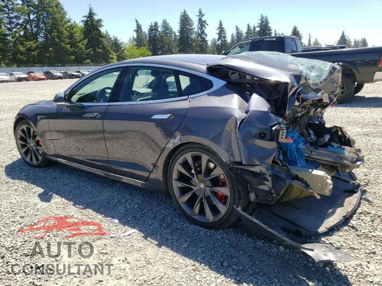 TESLA MODEL S 2018 - 5YJSA1E47JF273592