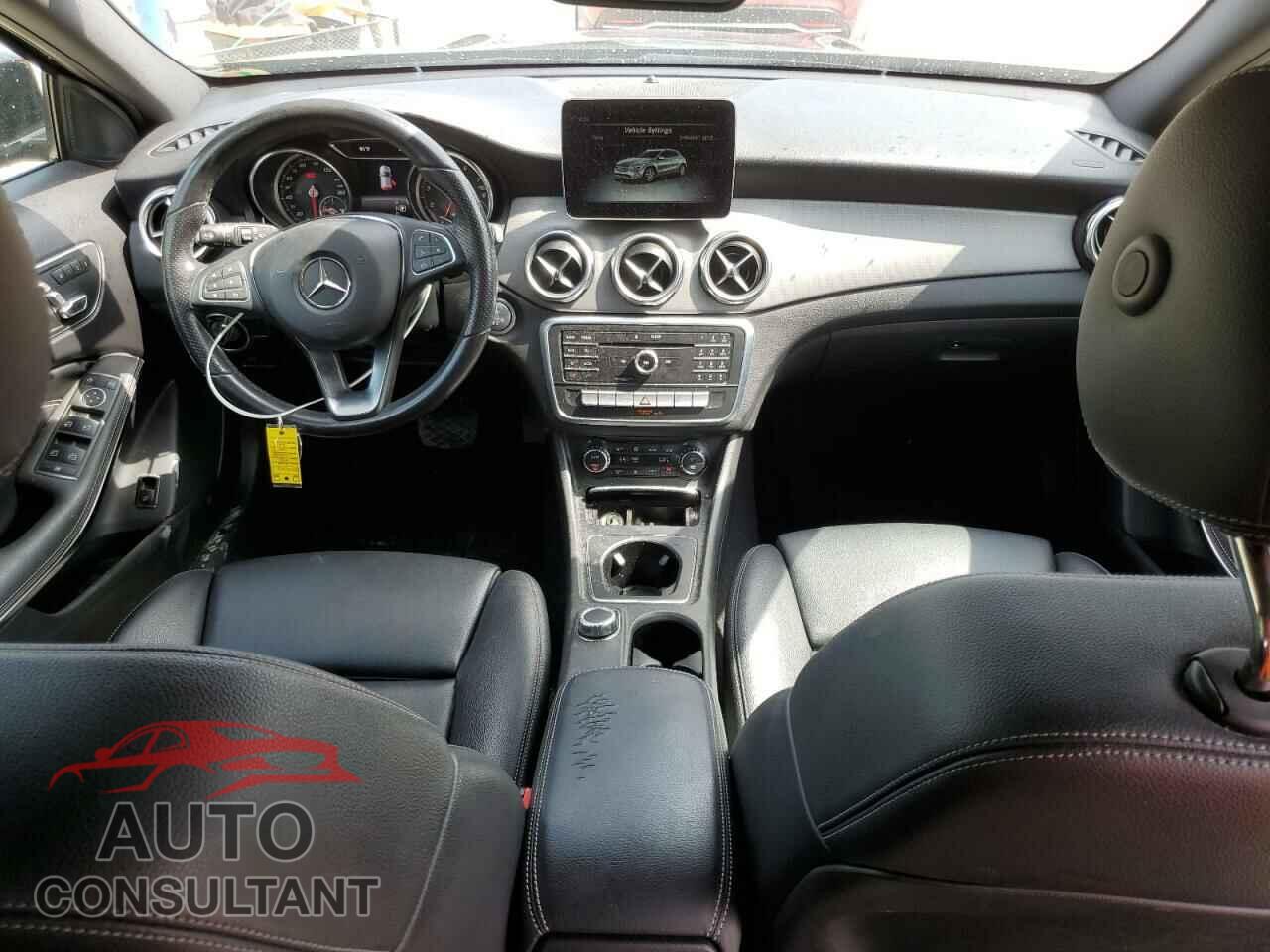 MERCEDES-BENZ GLA-CLASS 2020 - W1NTG4EB4LU040680