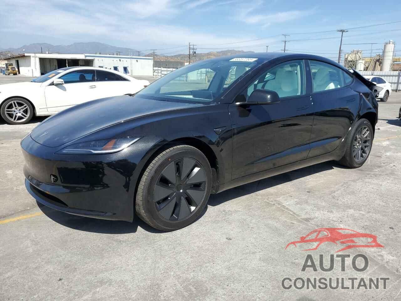 TESLA MODEL 3 2025 - 5YJ3E1EA3SF011021