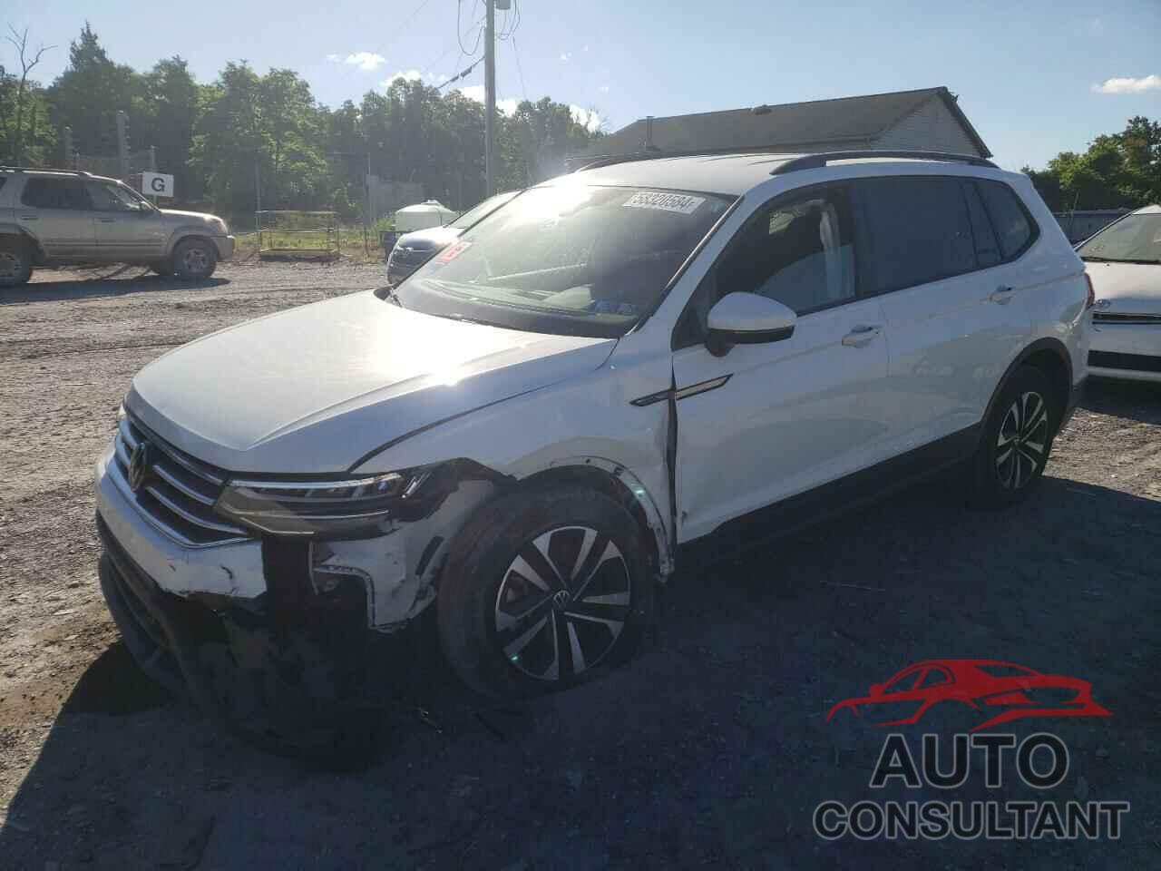 VOLKSWAGEN TIGUAN 2022 - 3VV0B7AX2NM011425