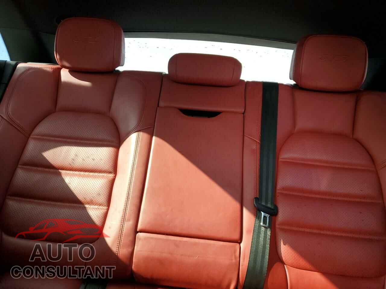 PORSCHE MACAN 2017 - WP1AG2A59HLB52843
