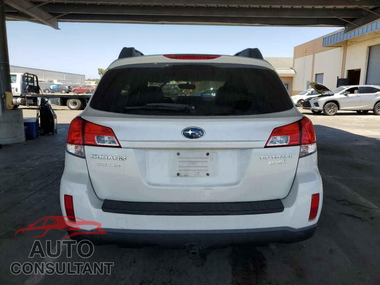 SUBARU OUTBACK 2010 - 4S4BRBHC2A3370628