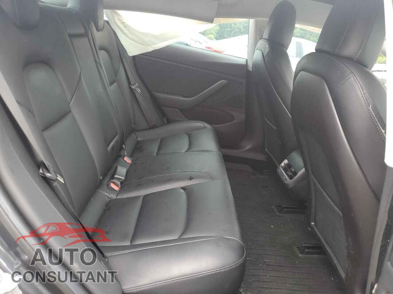 TESLA MODEL 3 2019 - 5YJ3E1EA3KF435363