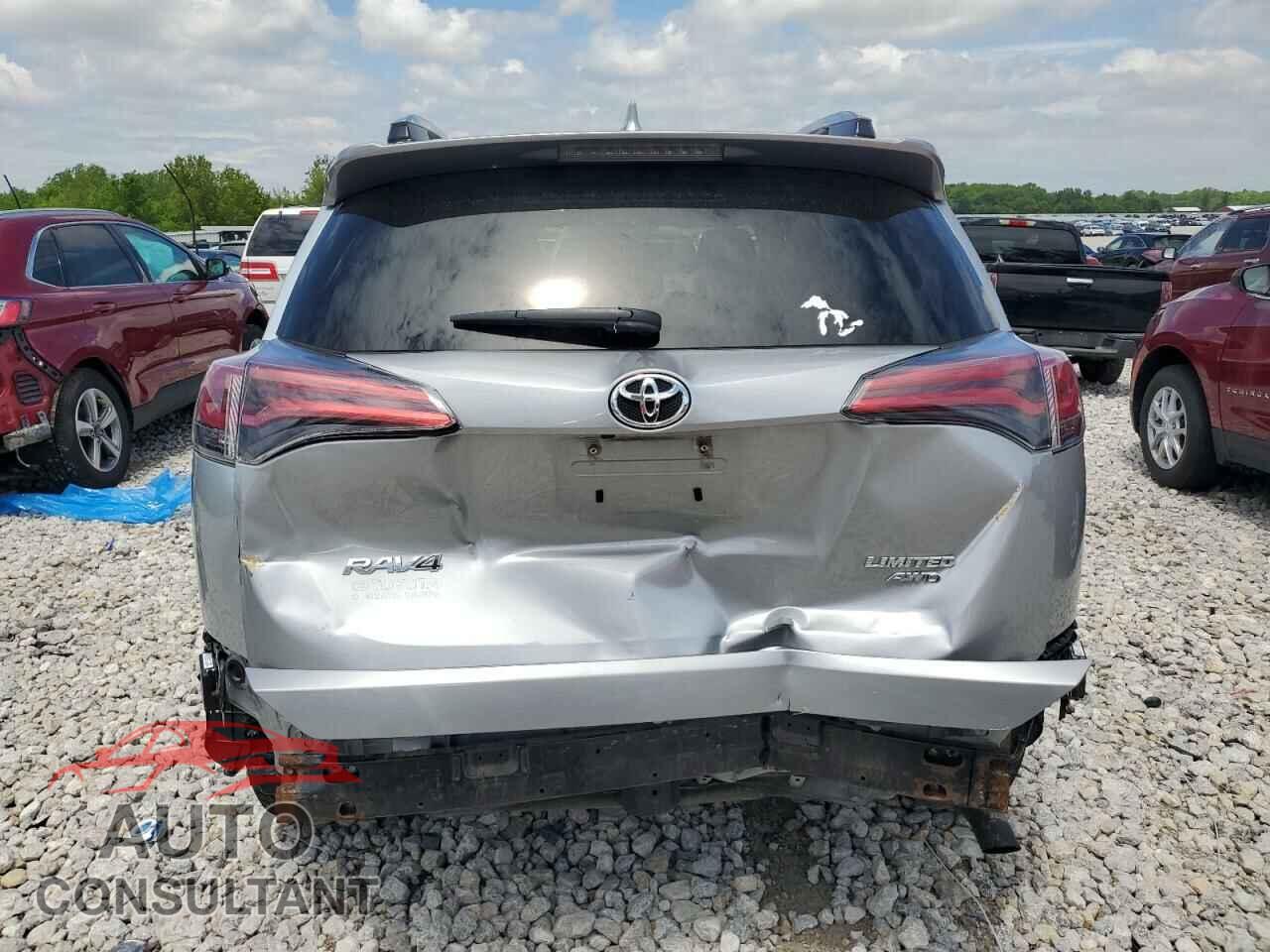 TOYOTA RAV4 2018 - 2T3DFREV5JW796072