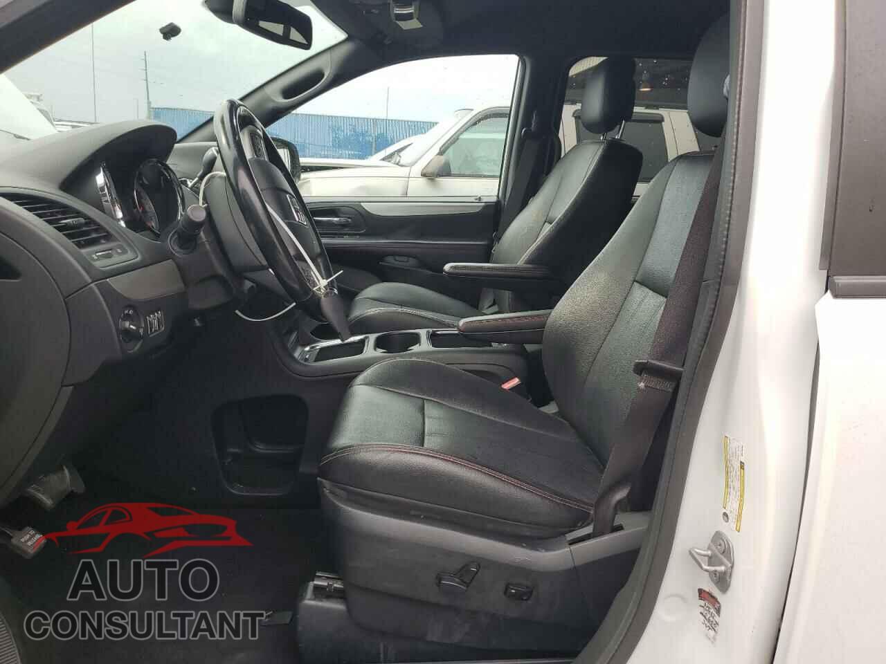 DODGE CARAVAN 2019 - 2C4RDGEG0KR786093