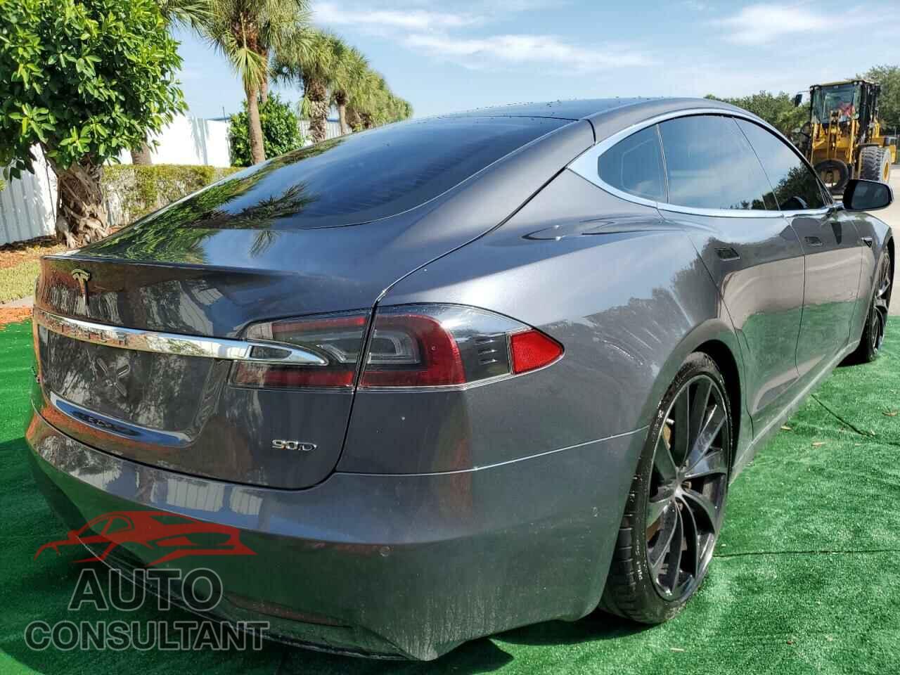 TESLA MODEL S 2017 - 5YJSA1E25HF194575
