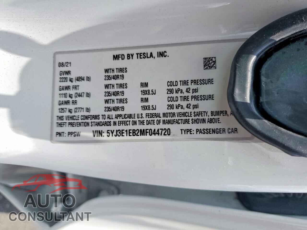 TESLA MODEL 3 2021 - 5YJ3E1EB2MF044720