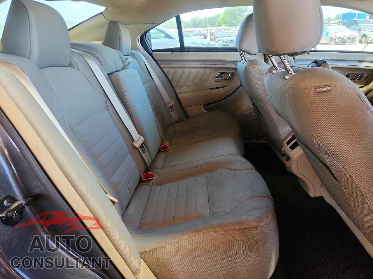 FORD TAURUS 2015 - 1FAHP2D85FG126080