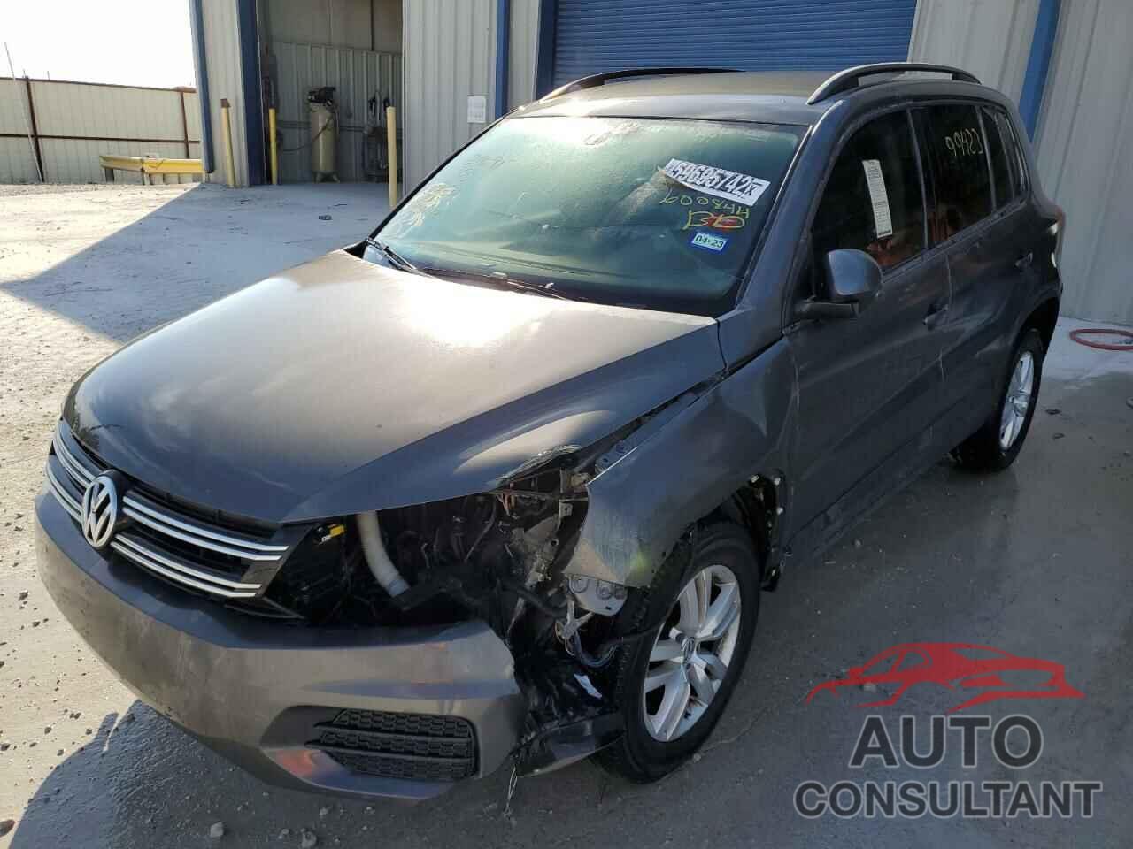 VOLKSWAGEN TIGUAN 2016 - WVGAV7AX8GW600844