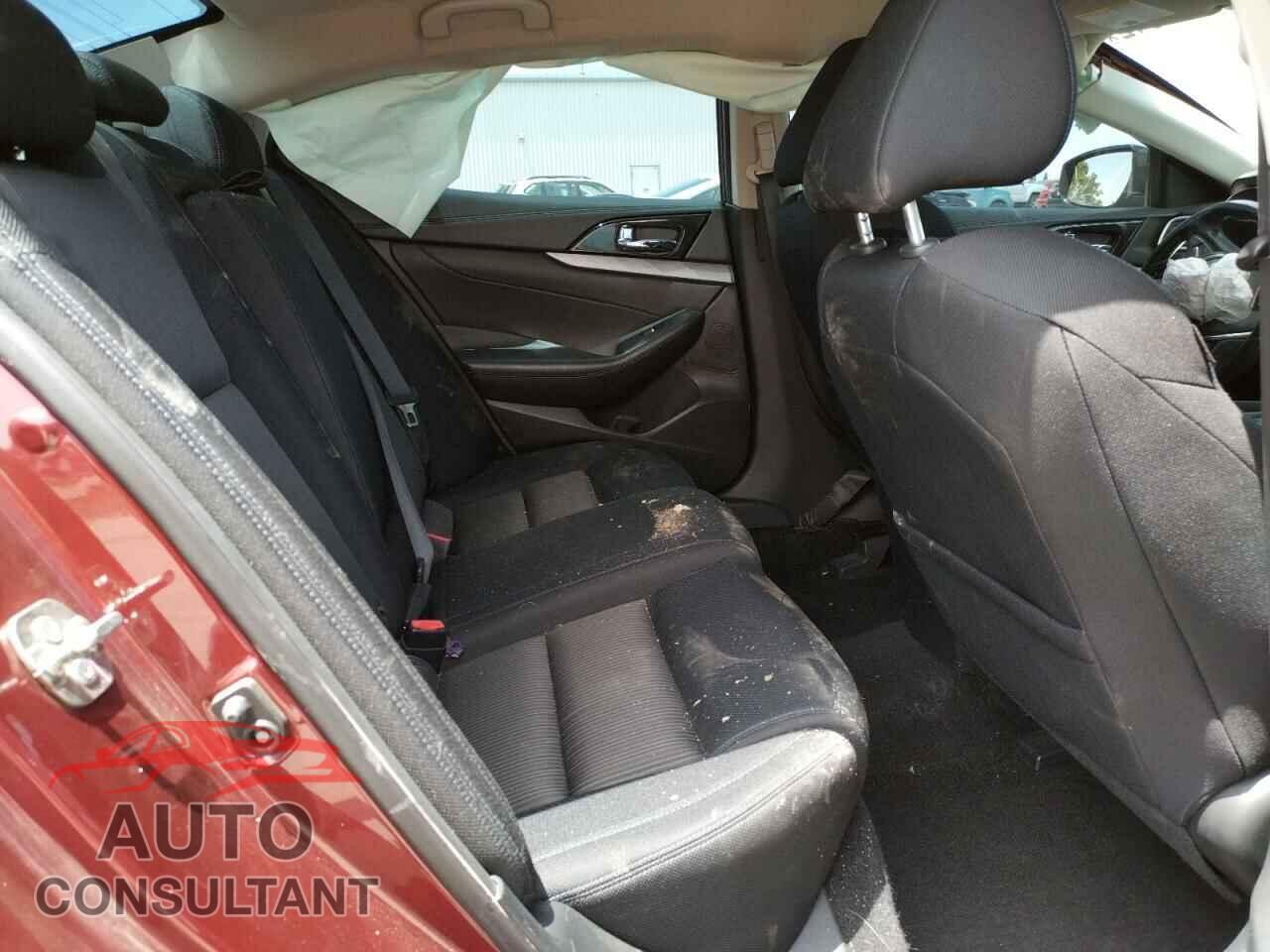 NISSAN MAXIMA 2017 - 1N4AA6AP1HC369143