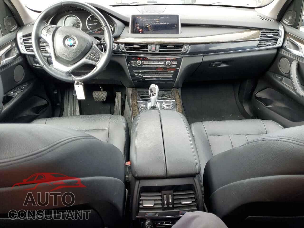BMW X5 2015 - 5UXKS4C55F0N09476