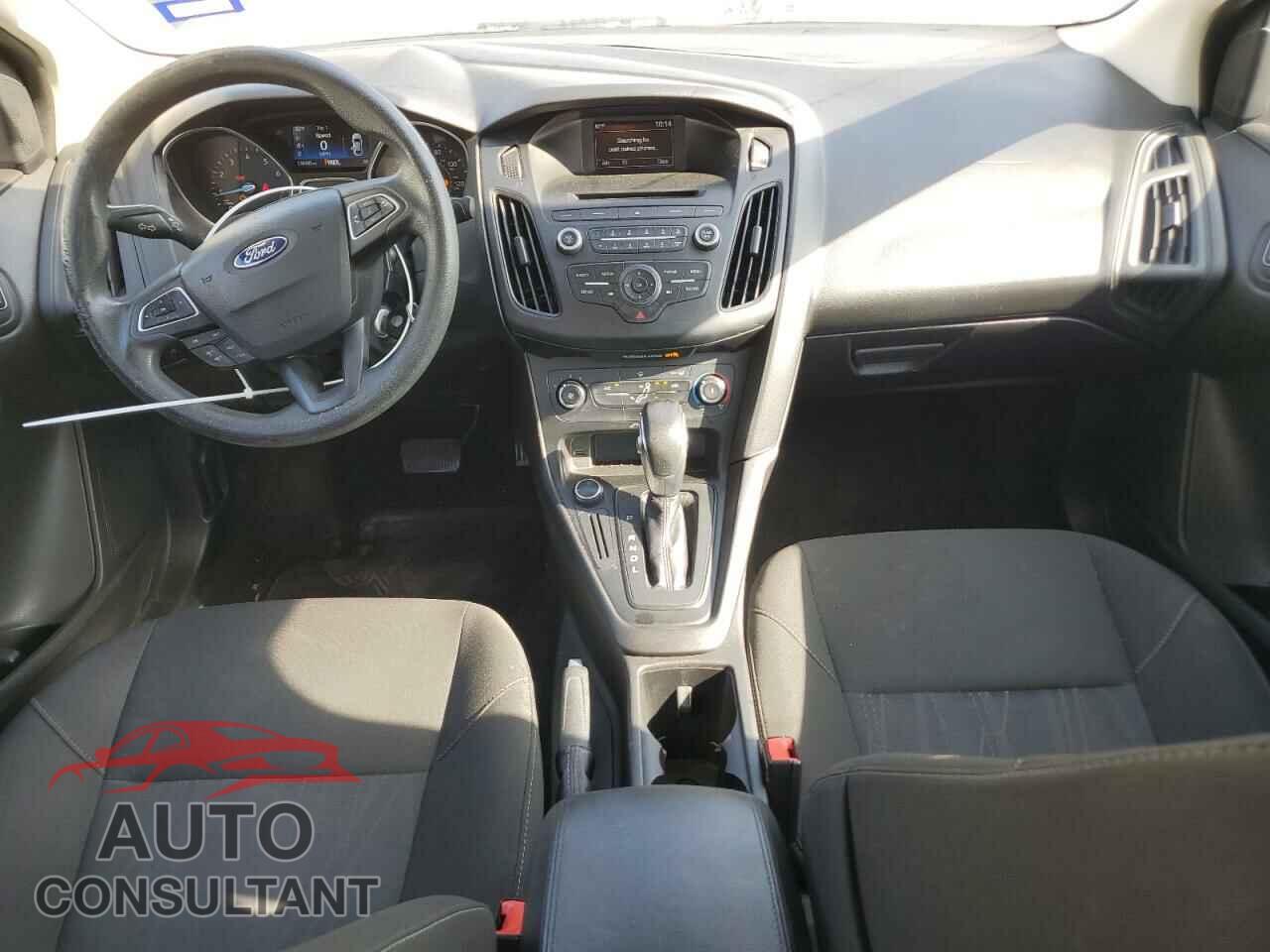 FORD FOCUS 2017 - 1FADP3F25HL324651