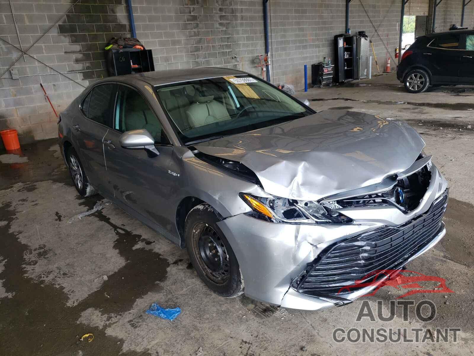 TOYOTA CAMRY 2019 - 4T1B31HK2KU008832
