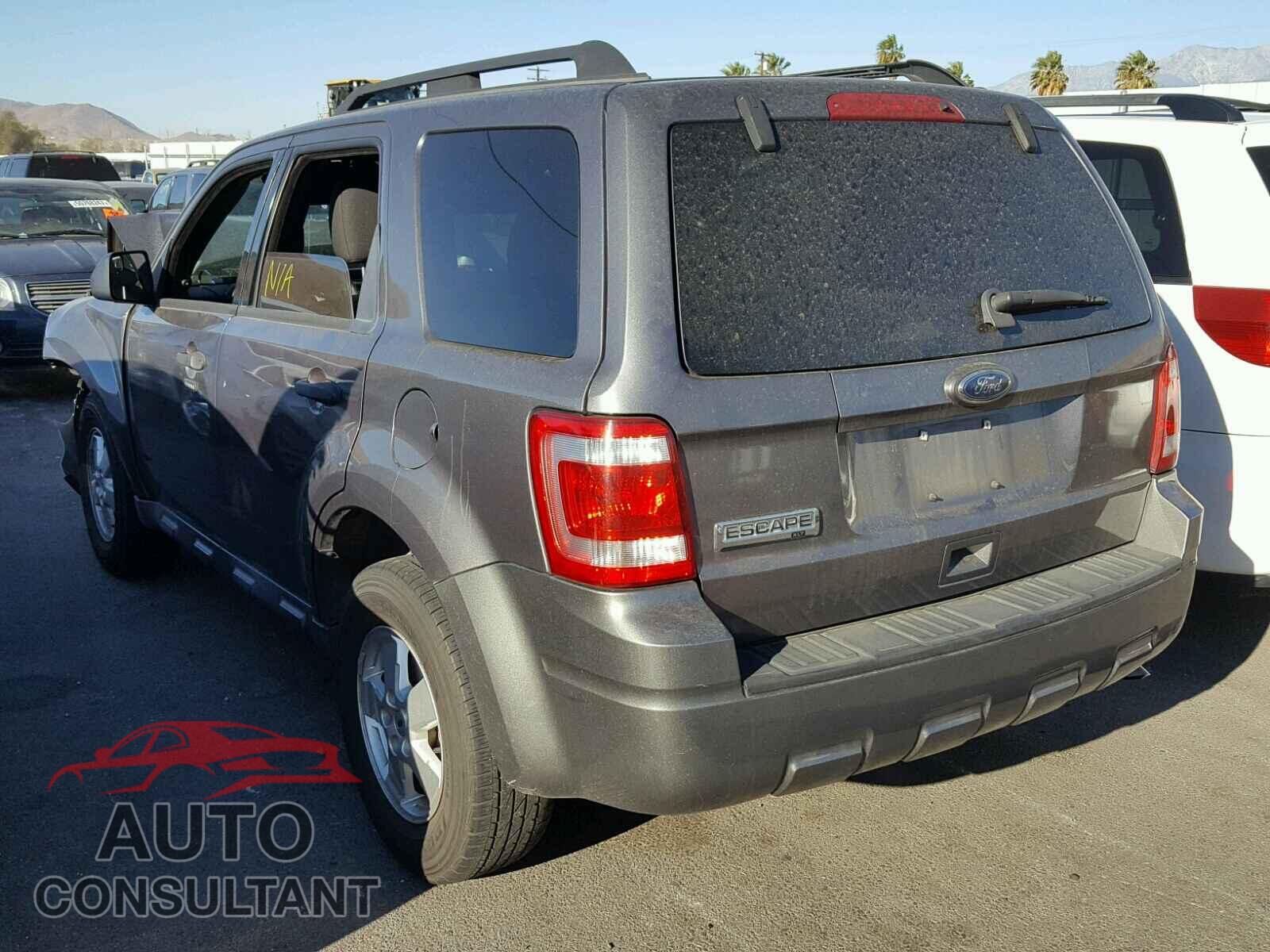 FORD ESCAPE 2011 - 1FMCU0D72BKA33528