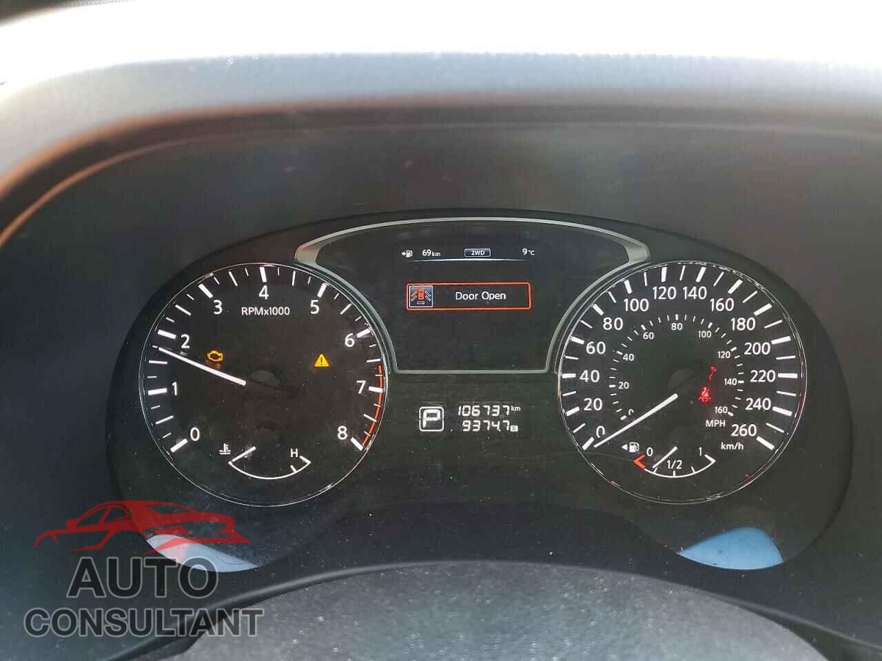 NISSAN PATHFINDER 2013 - 5N1AR2MM4DC686479