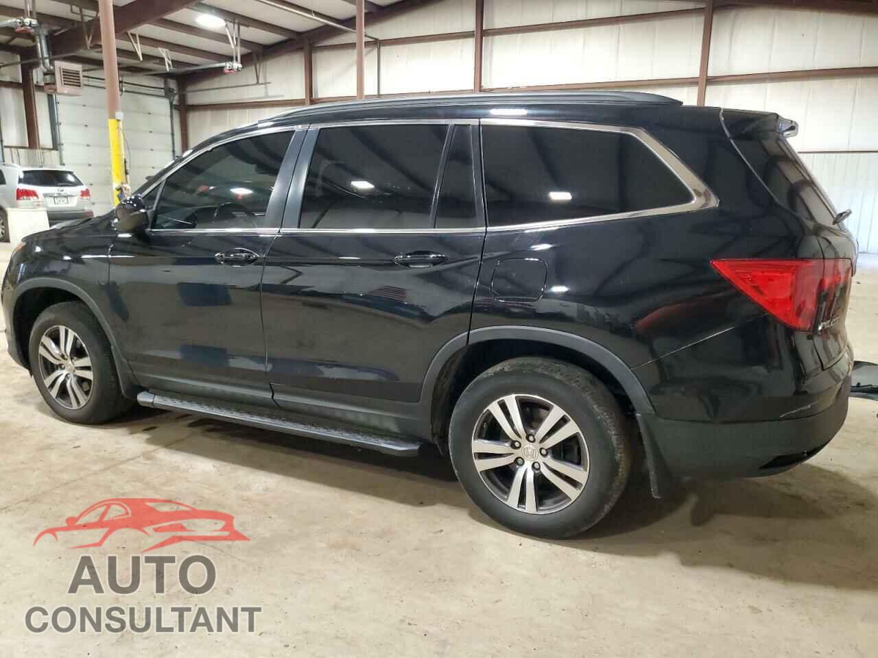HONDA PILOT 2018 - 5FNYF6H71JB051032