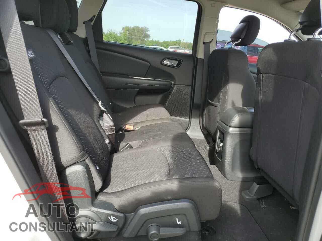 DODGE JOURNEY 2017 - 3C4PDCAB7HT521882