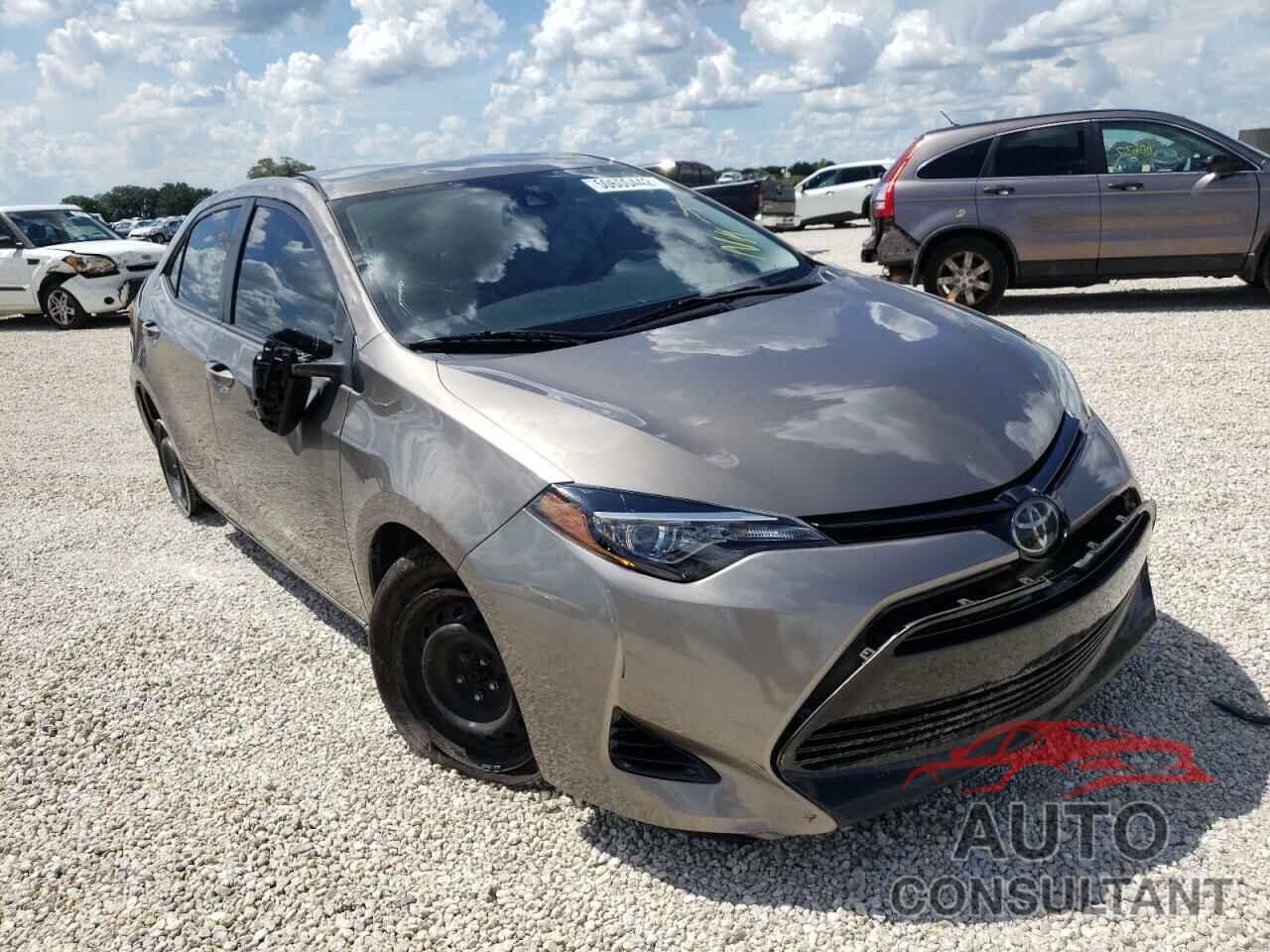 TOYOTA COROLLA 2018 - 5YFBURHE8JP816219