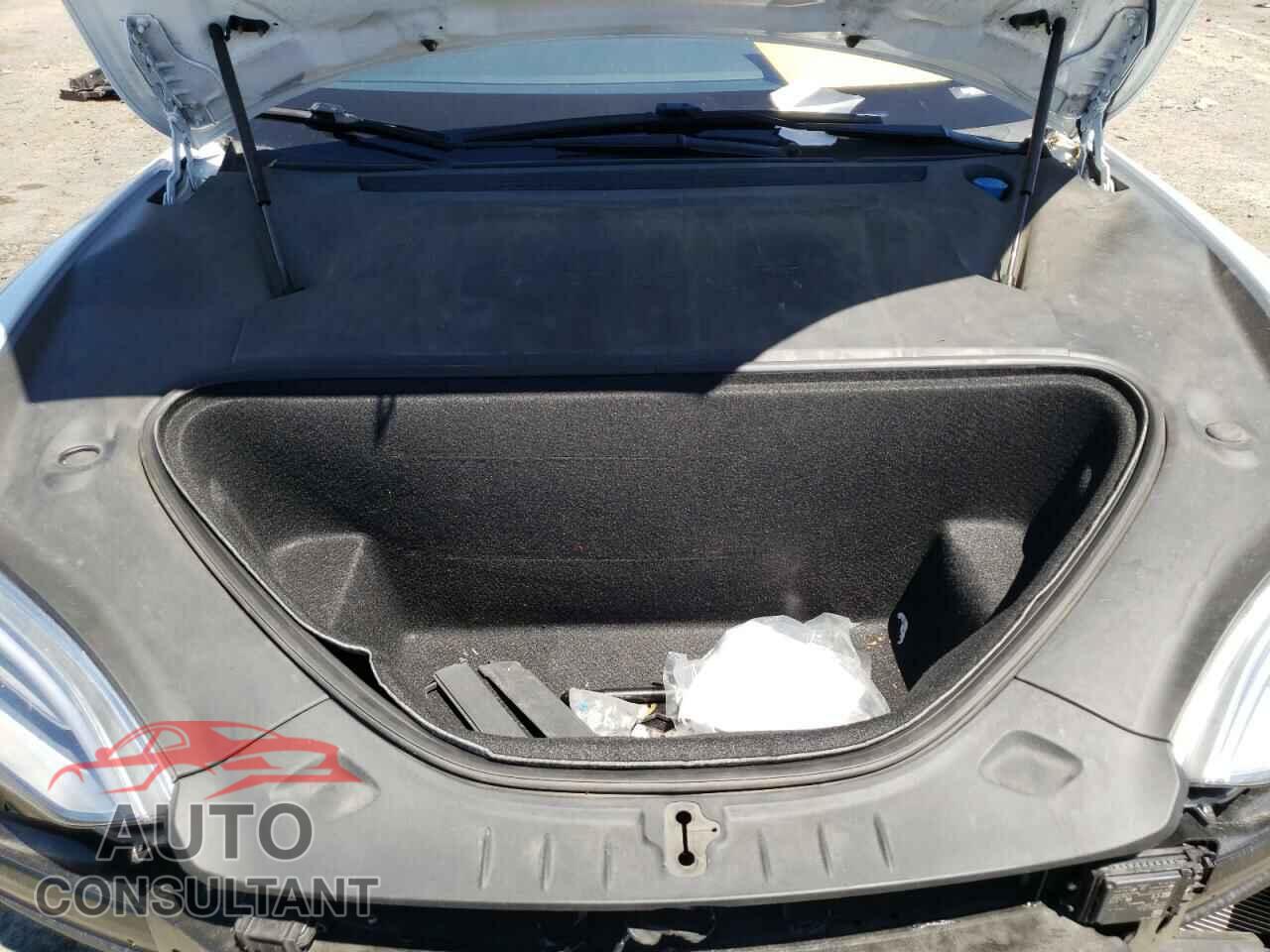 TESLA MODEL S 2019 - 5YJSA1E20KF334510