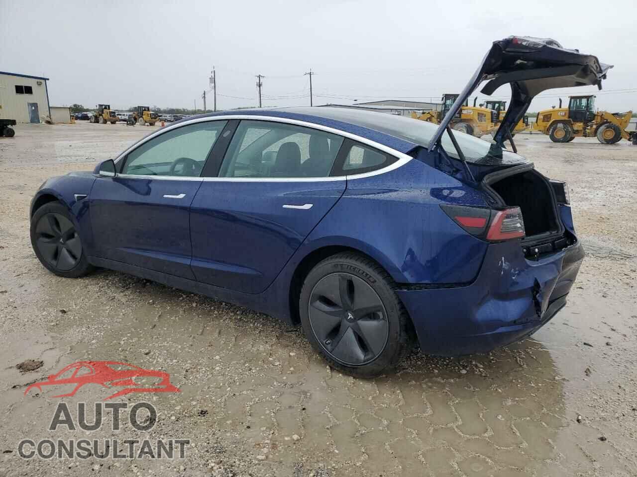 TESLA MODEL 3 2018 - 5YJ3E1EB0JF115411