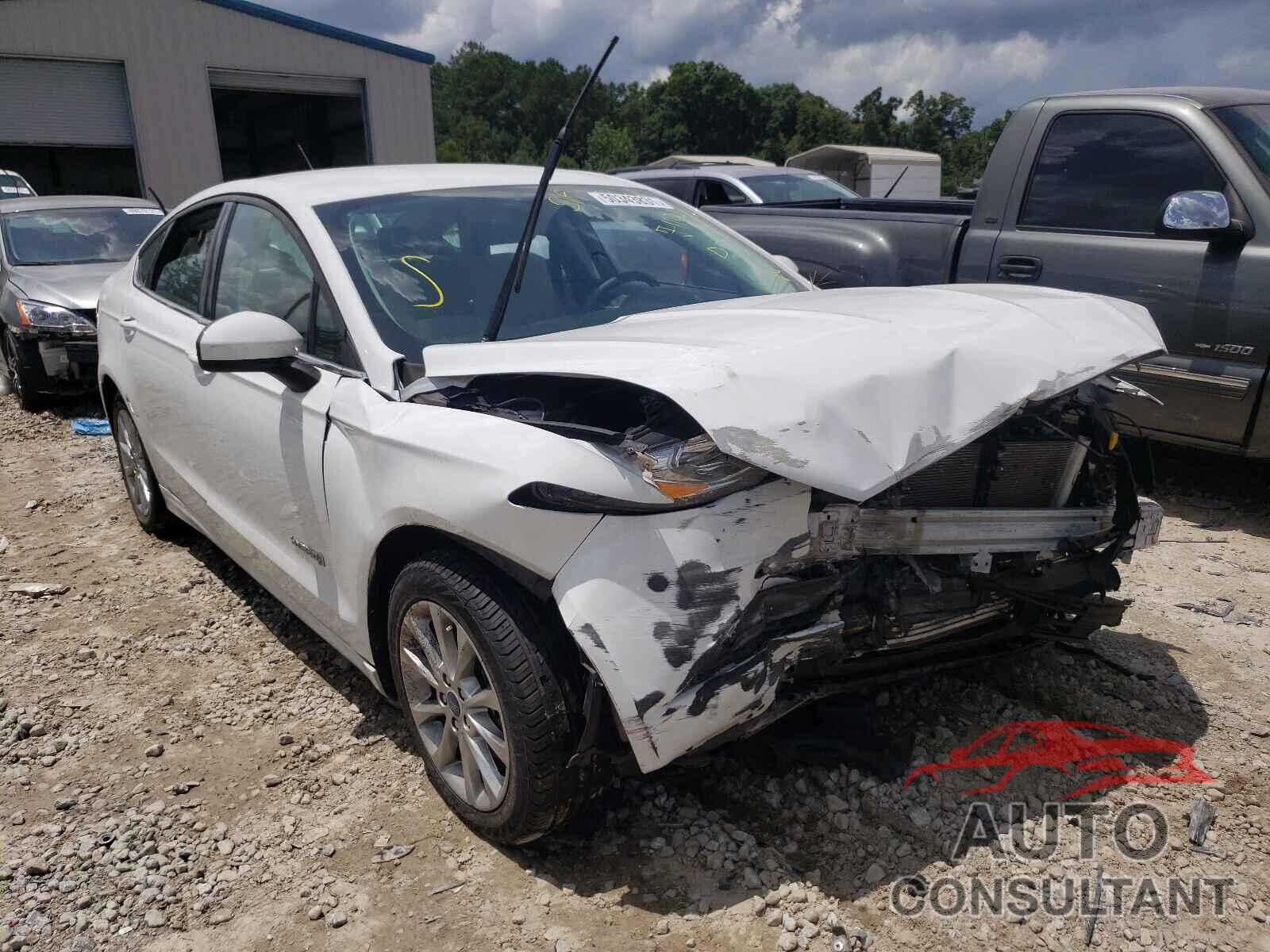 FORD FUSION 2017 - 3FA6P0UU0HR286453