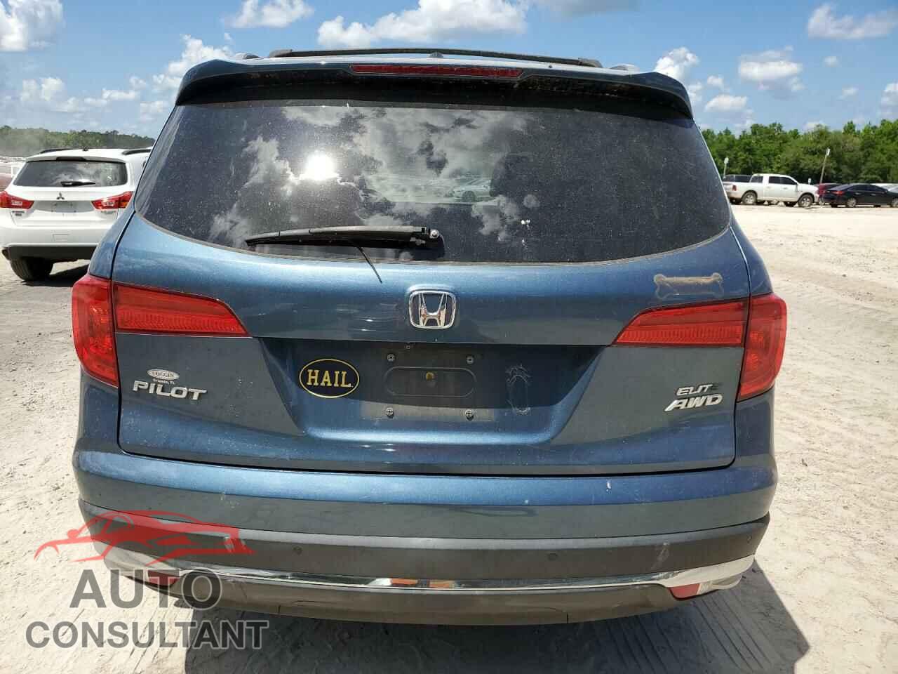 HONDA PILOT 2017 - 5FNYF6H03HB021933