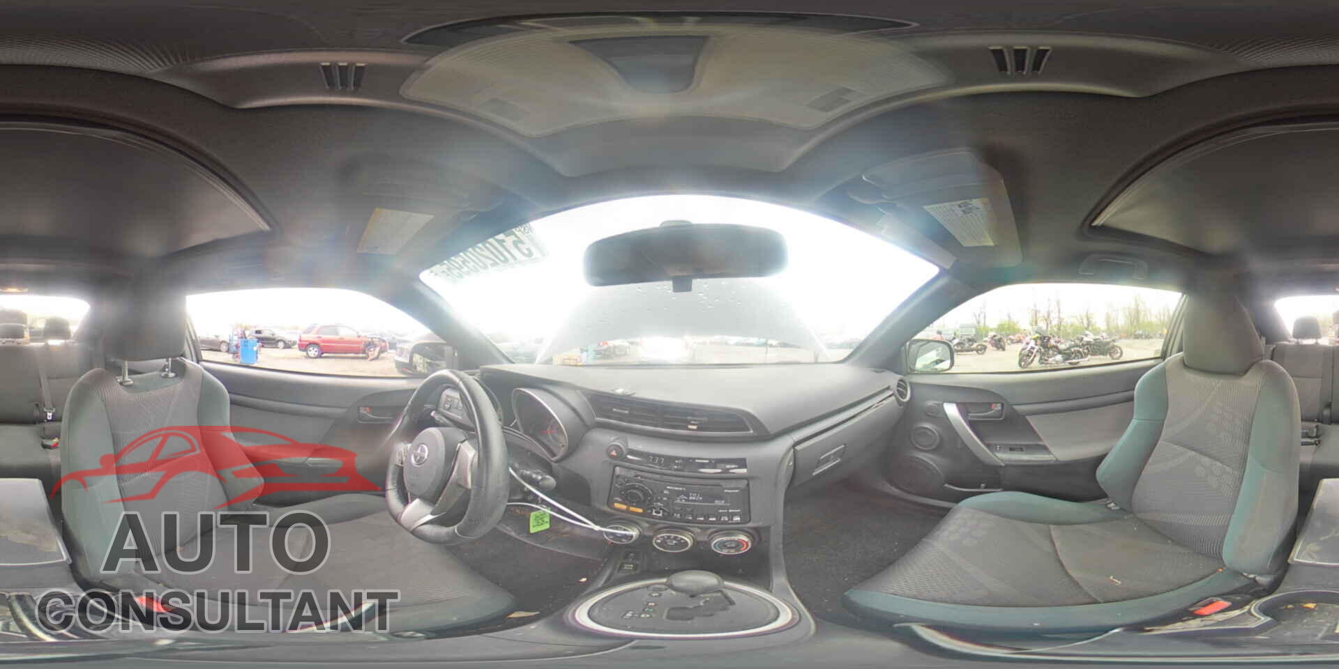 TOYOTA SCION 2012 - JTKJF5C7XC3042678