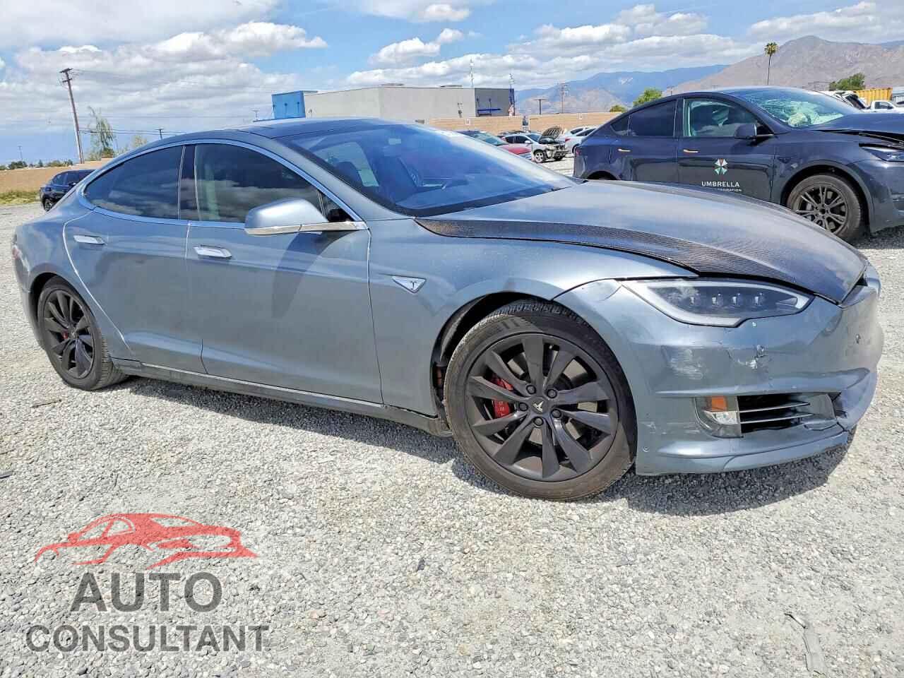 TESLA MODEL S 2013 - 5YJSA1CN4DFP27183