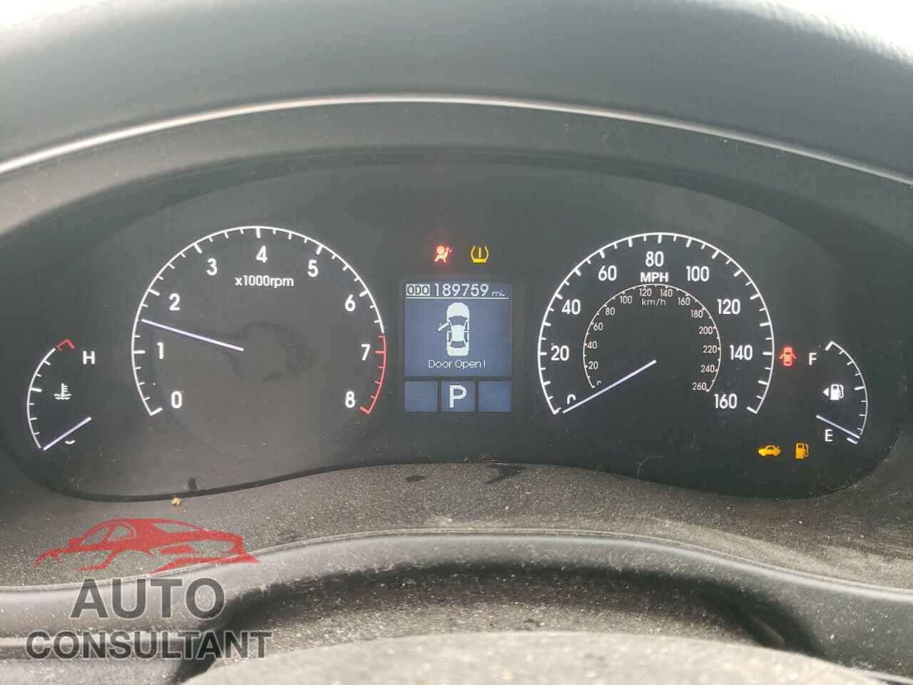 HYUNDAI GENESIS 2012 - KMHGC4DD1CU189227
