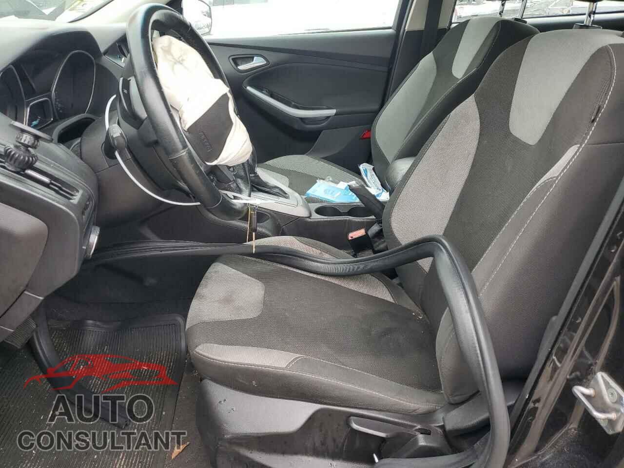FORD FOCUS 2012 - 1FAHP3F21CL419203