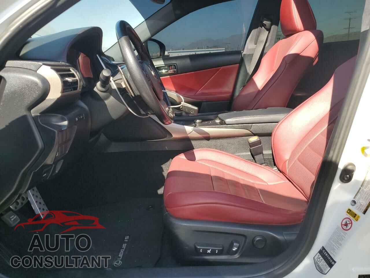 LEXUS IS 2016 - JTHBA1D24G5013773