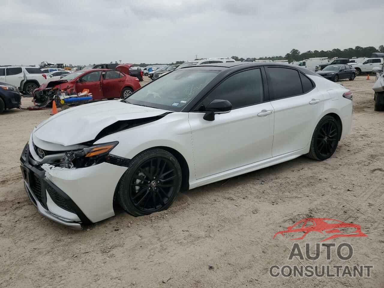 TOYOTA CAMRY 2024 - 4T1KZ1AK5RU097279