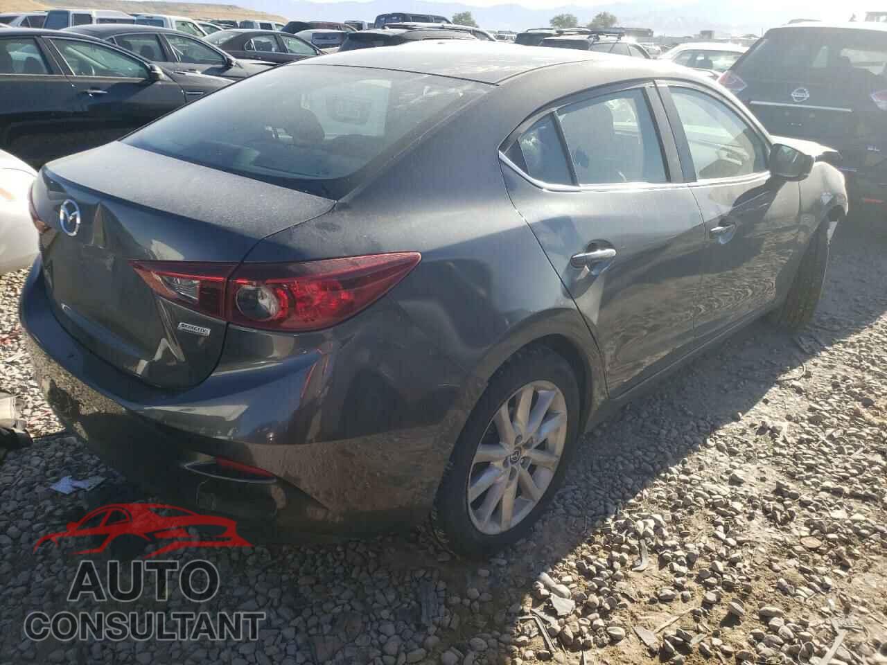MAZDA 3 2017 - 3MZBN1V7XHM121615