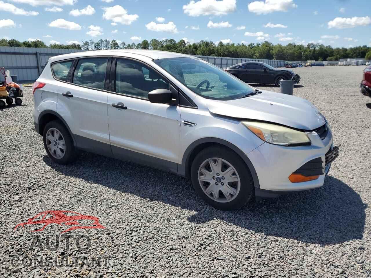 FORD ESCAPE 2015 - 1FMCU0F76FUB56580