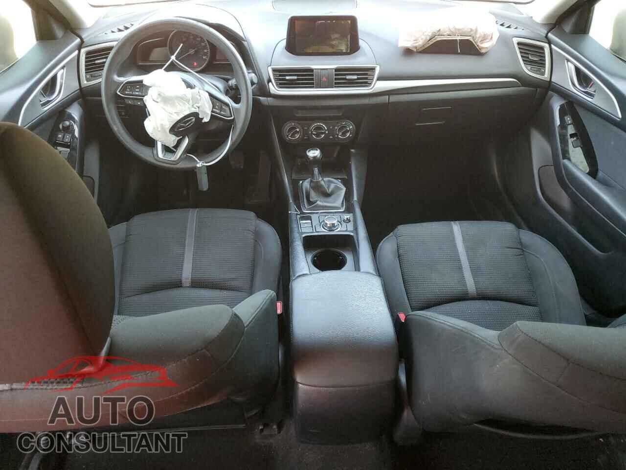 MAZDA 3 2017 - 3MZBN1U7XHM109109