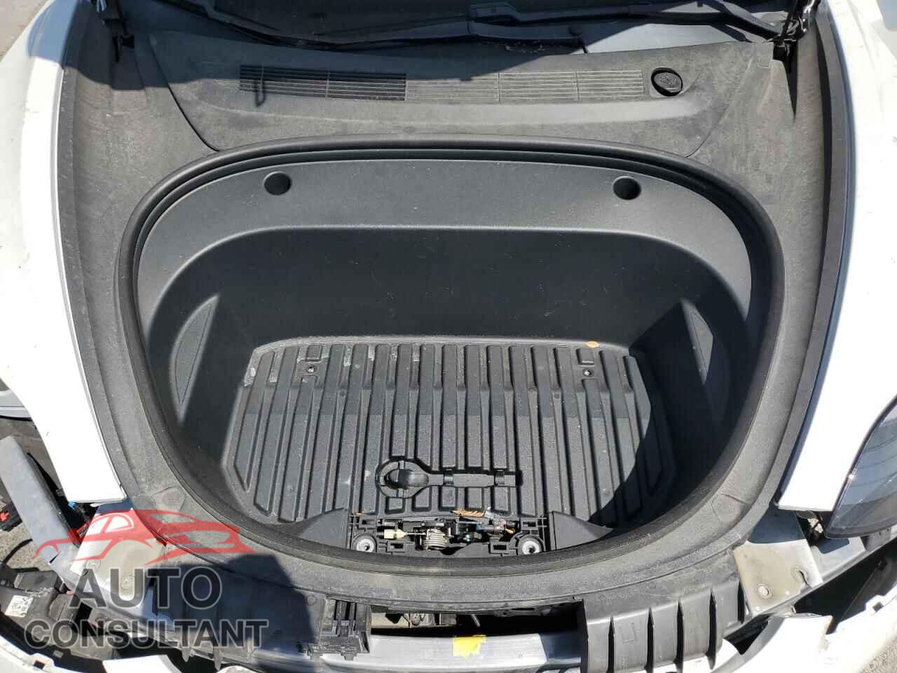 TESLA MODEL 3 2021 - 5YJ3E1EB5MF868954