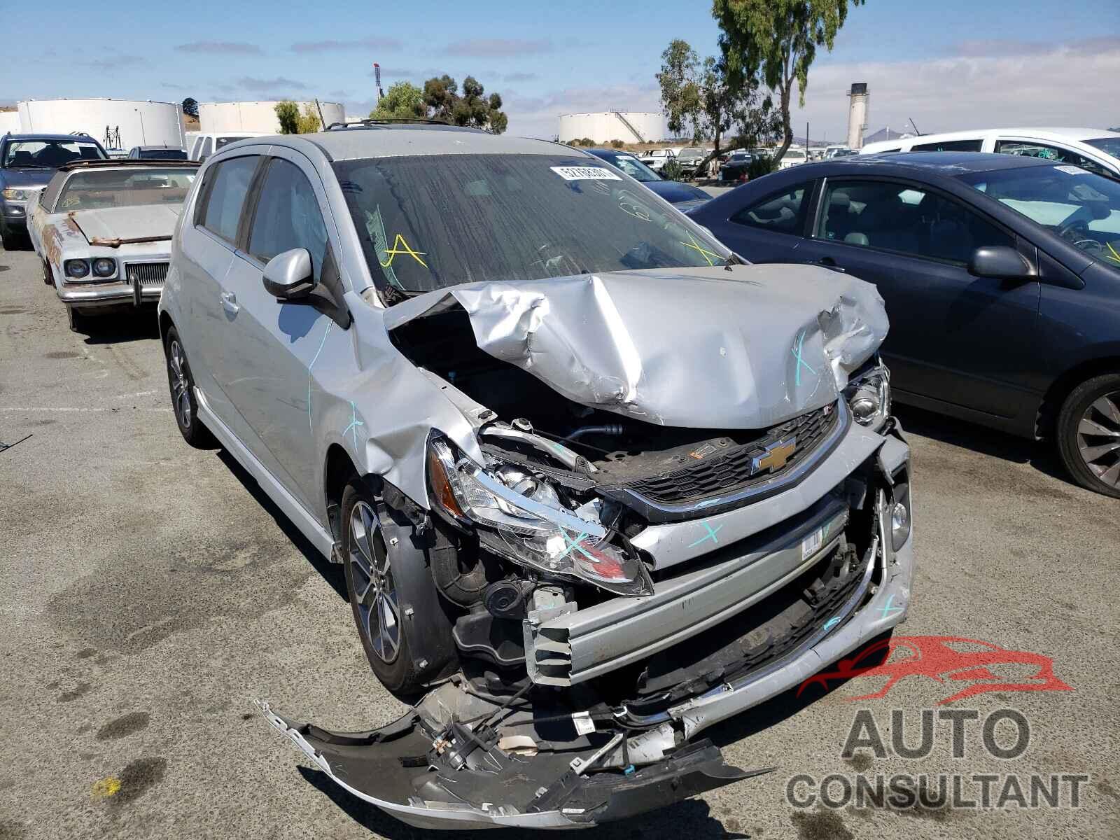 CHEVROLET SONIC 2017 - 1G1JD6SH0H4106377