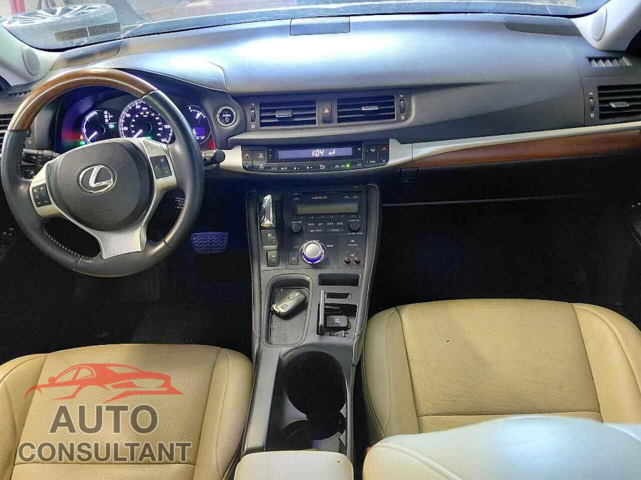 LEXUS CT 200 2013 - JTHKD5BH8D2126077