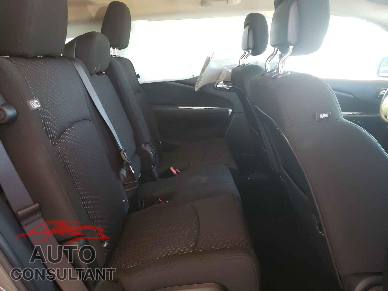 DODGE JOURNEY 2020 - 3C4PDCAB1LT243540