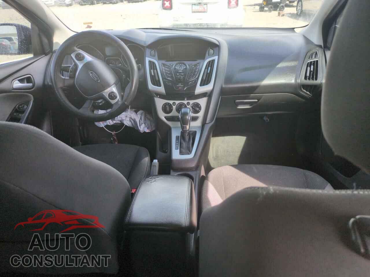 FORD FOCUS 2013 - 1FADP3F27DL341977