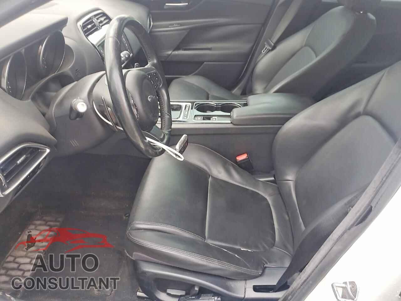 JAGUAR XE 2017 - SAJAD4BG7HA964516