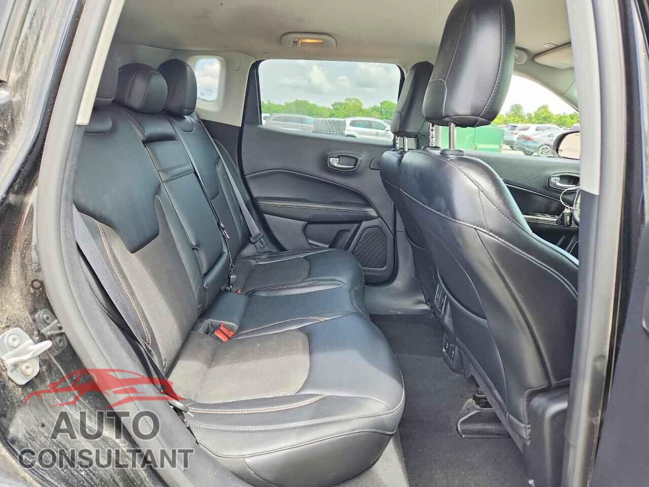 JEEP COMPASS 2017 - 3C4NJCBB3HT642875