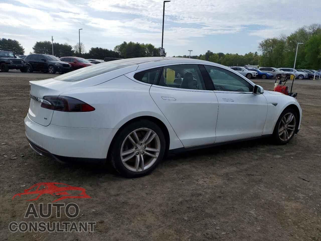 TESLA MODEL S 2014 - 5YJSA1H15EFP36580