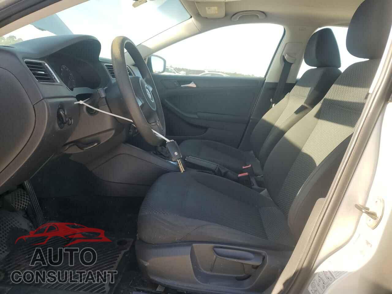 VOLKSWAGEN JETTA 2012 - 3VW2K7AJ9CM388511