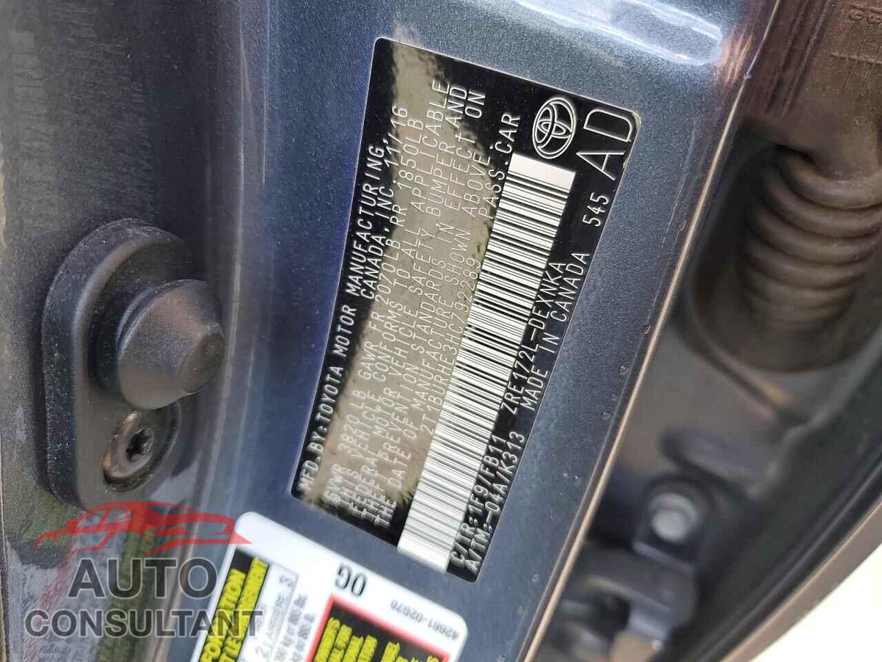 TOYOTA COROLLA 2017 - 2T1BURHE3HC792289