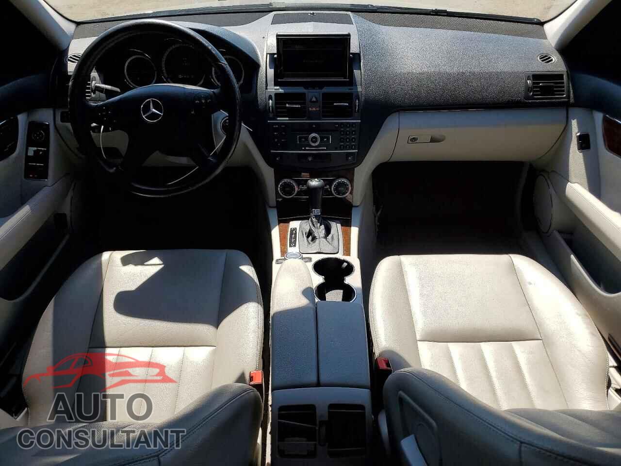 MERCEDES-BENZ C-CLASS 2011 - WDDGF8BB6BR174511