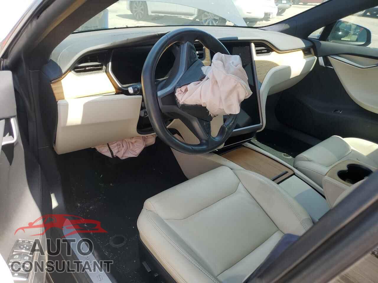TESLA MODEL S 2020 - 5YJSA1E24LF402583