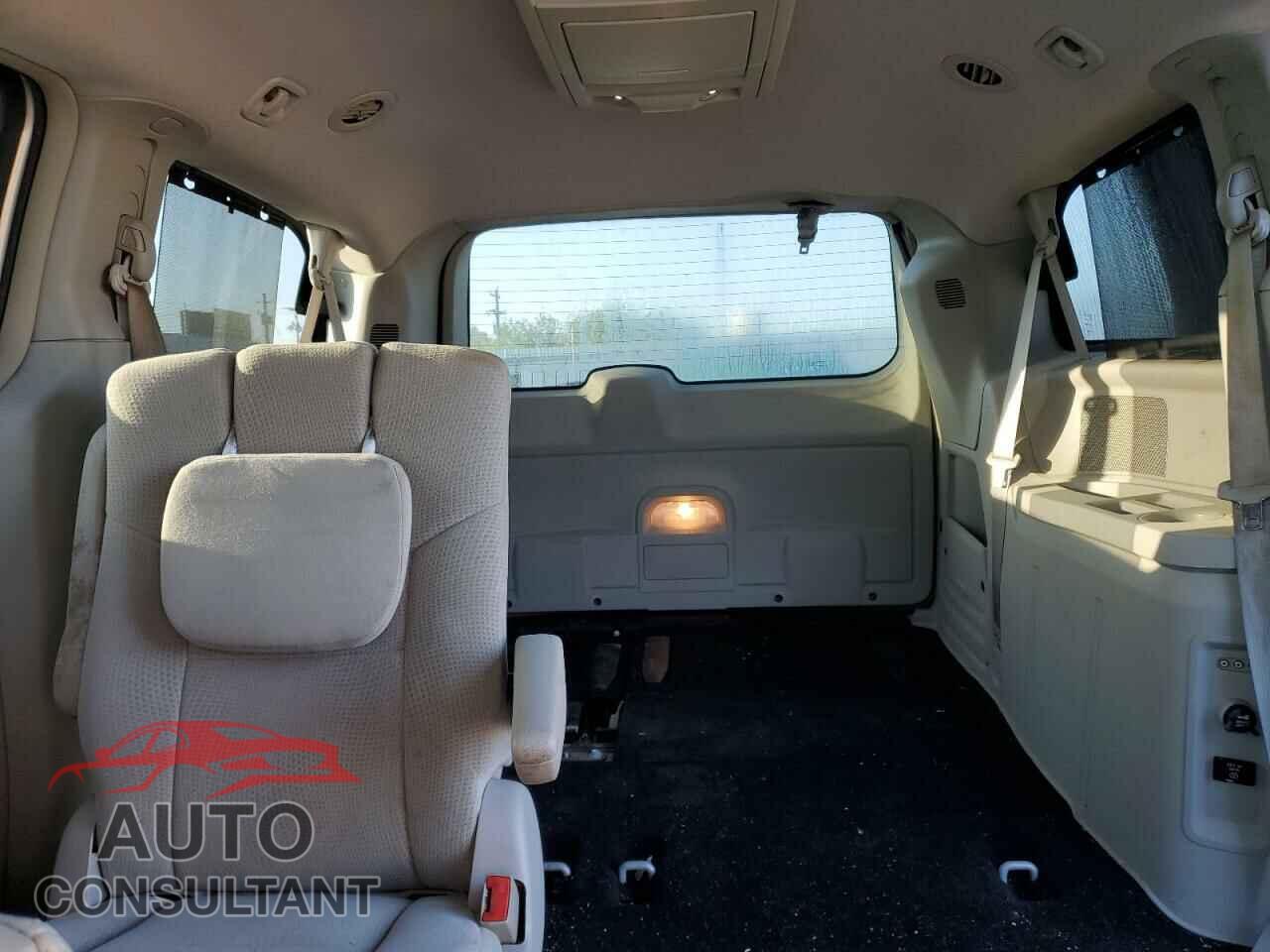 DODGE CARAVAN 2013 - 2C4RDGDG4DR567707